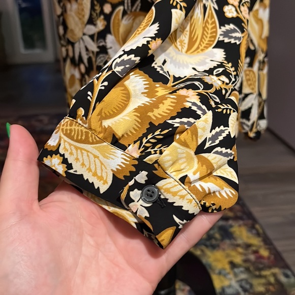 LOFT Blouse Bundle - Picture 4 of 9